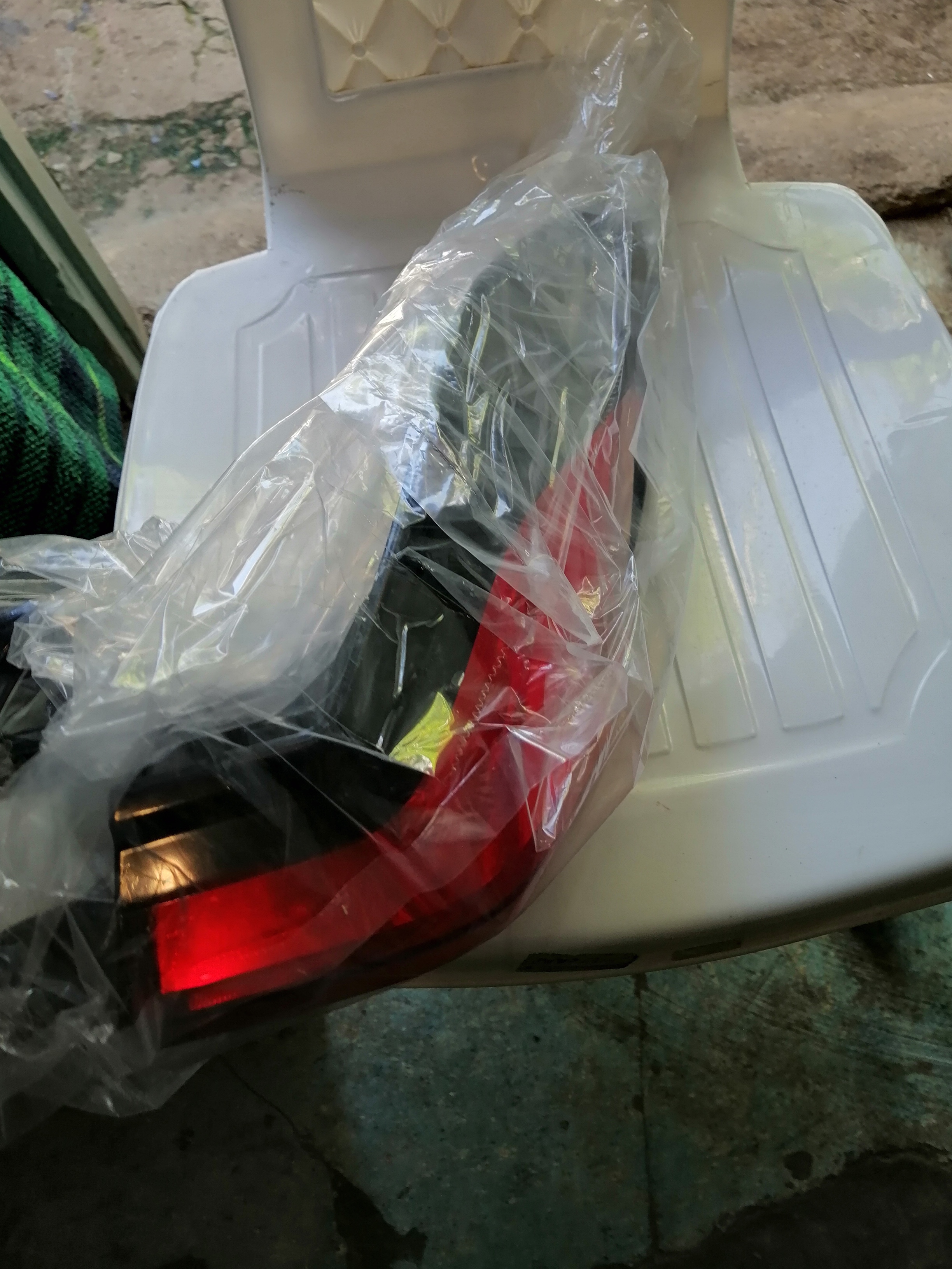 Micas para Toyota RAV4 XLE 2019/24 Nuevo original derecho  Foto 7291445-2.jpg