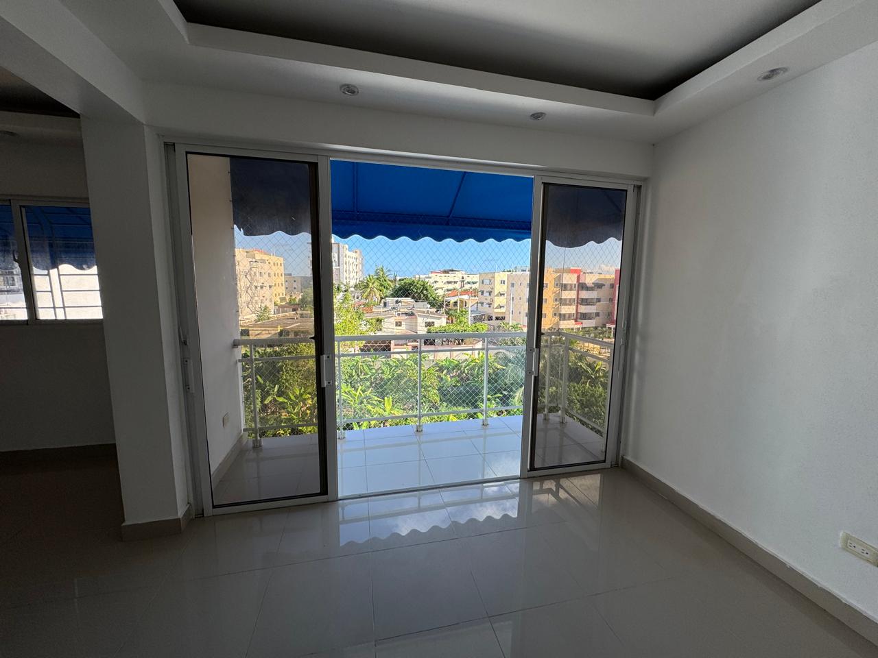 Apartamento en Vista Hermosa 4to nivel Santo Domingo Este Foto 7291461-8.jpg