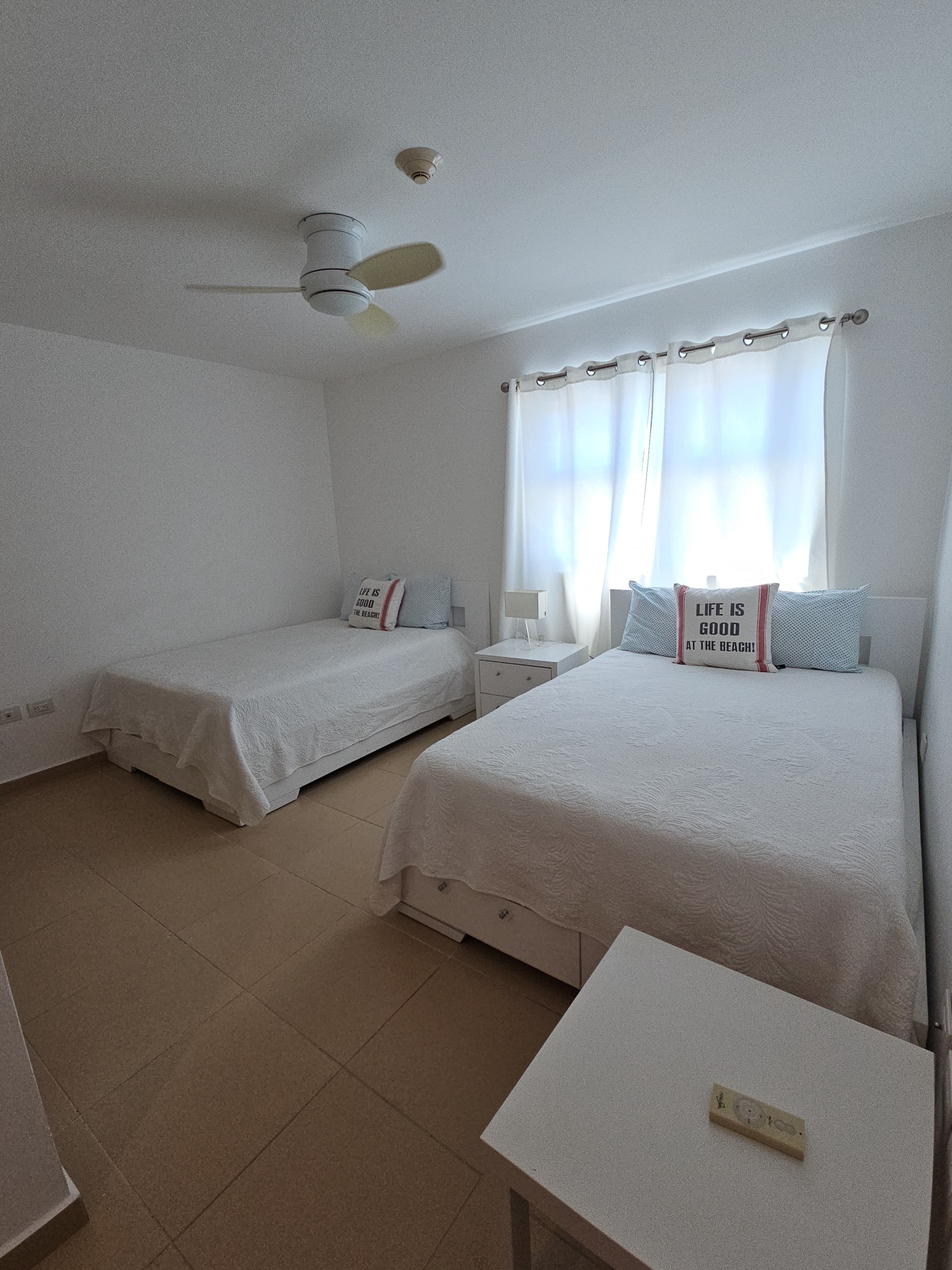 Vendo Hermoso Apartamento en PRIMERA Línea de Playa  Juan Dolió en MAR Foto 7291471-11.jpg