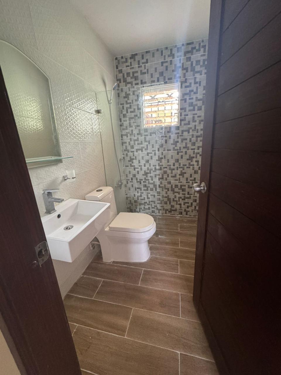 ALQUILO APARTAMRNTO EN 4to piso ubicado en san isidro ???????? residen Foto 7291643-9.jpg