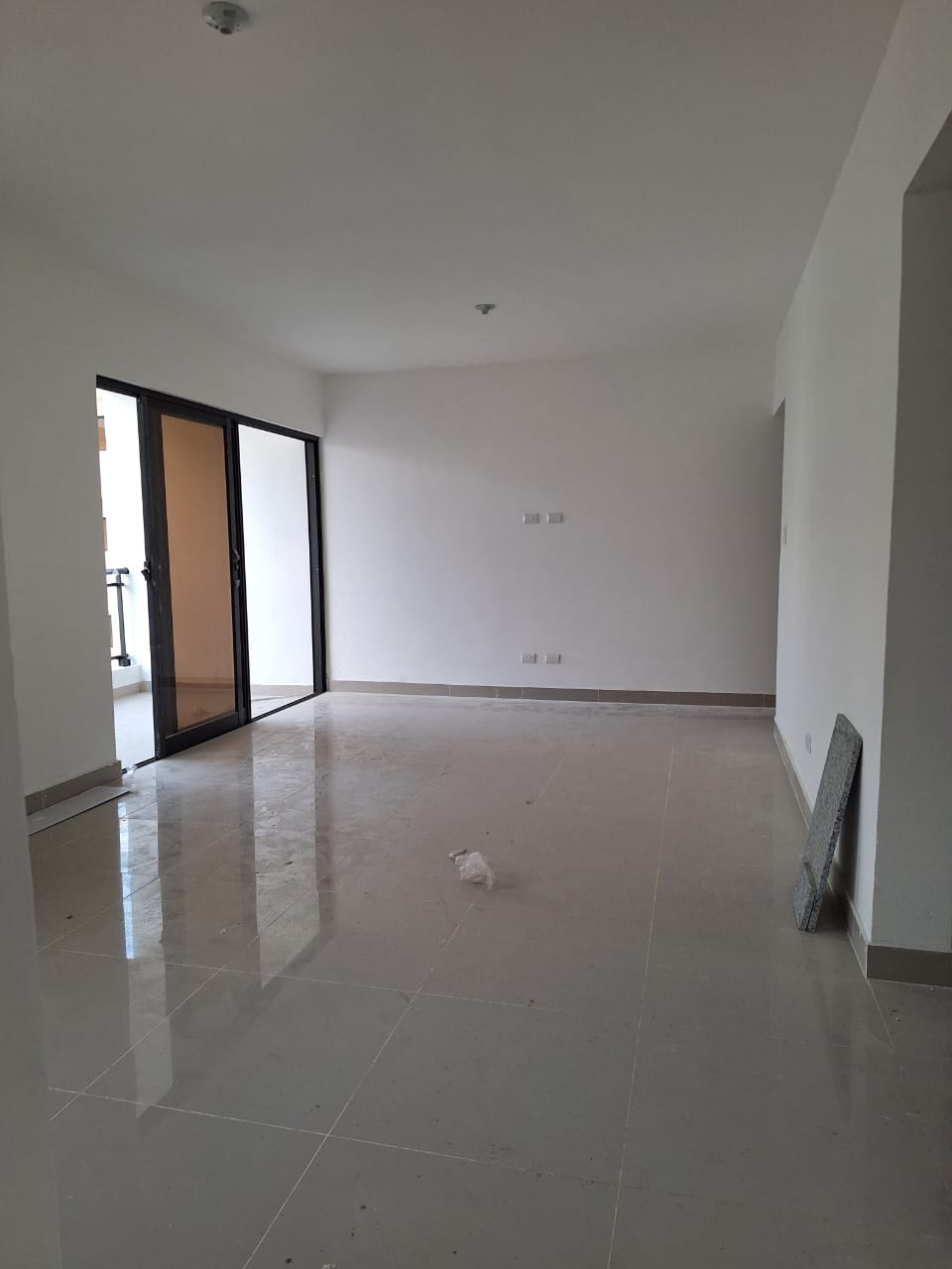 Apartamento de 2 Habitaciones en Venta en la Av. Hípica.  Foto 7291665-2.jpg