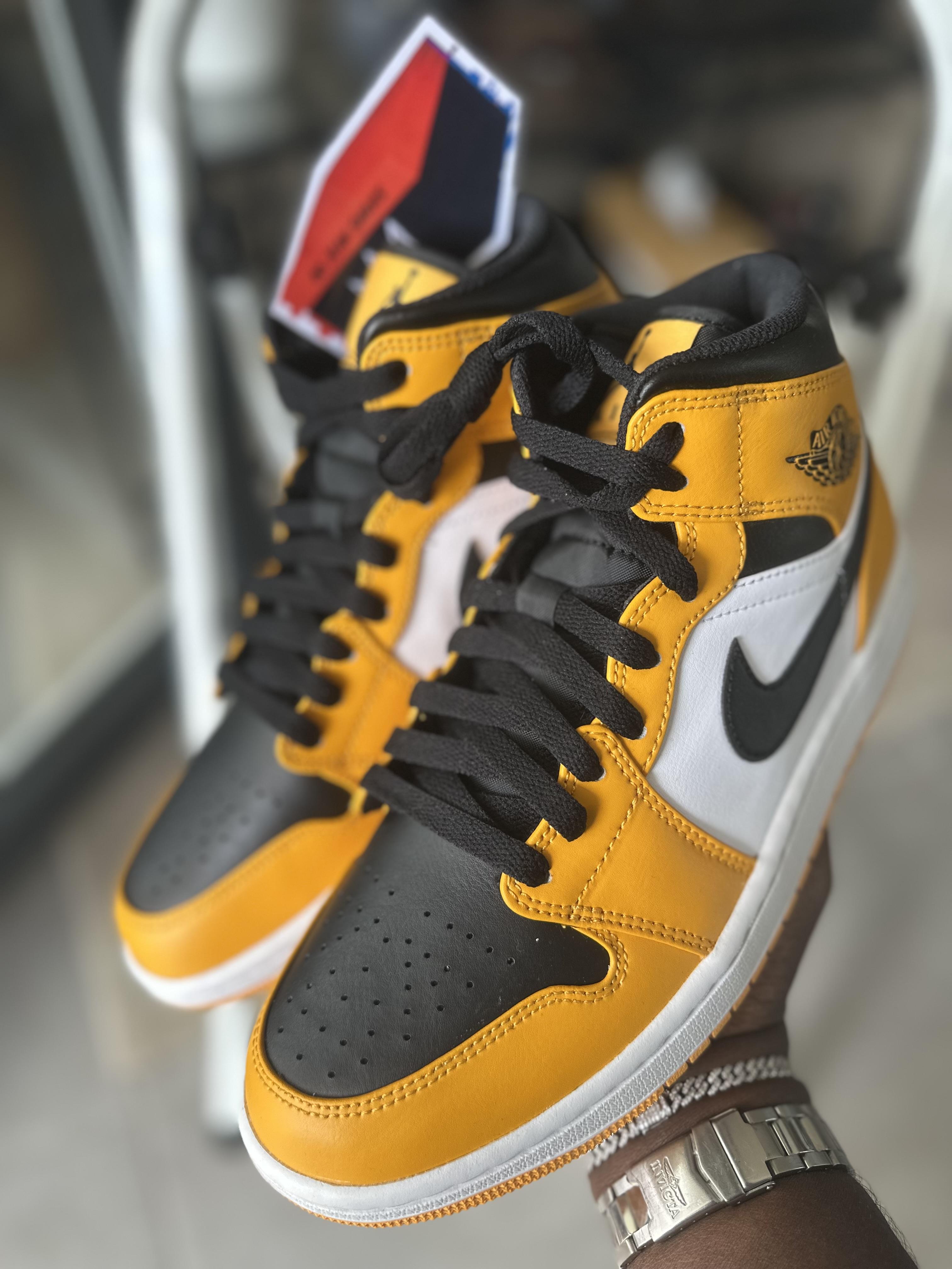 Tenis Teni NIKE AIR JORDAN 1 MID TAXI BLACK AND YELLOW Original Origin Foto 7291747-14.jpg