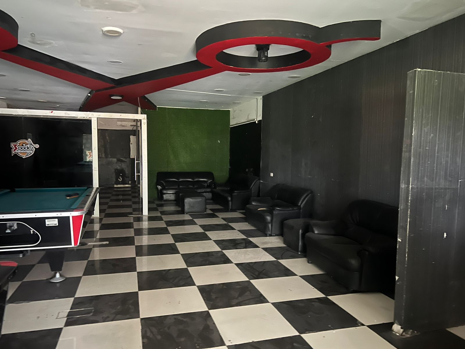 Local Comercial en Alquiler - Ideal para Villar con Temática de Peluqu Foto 7292082-2.jpg