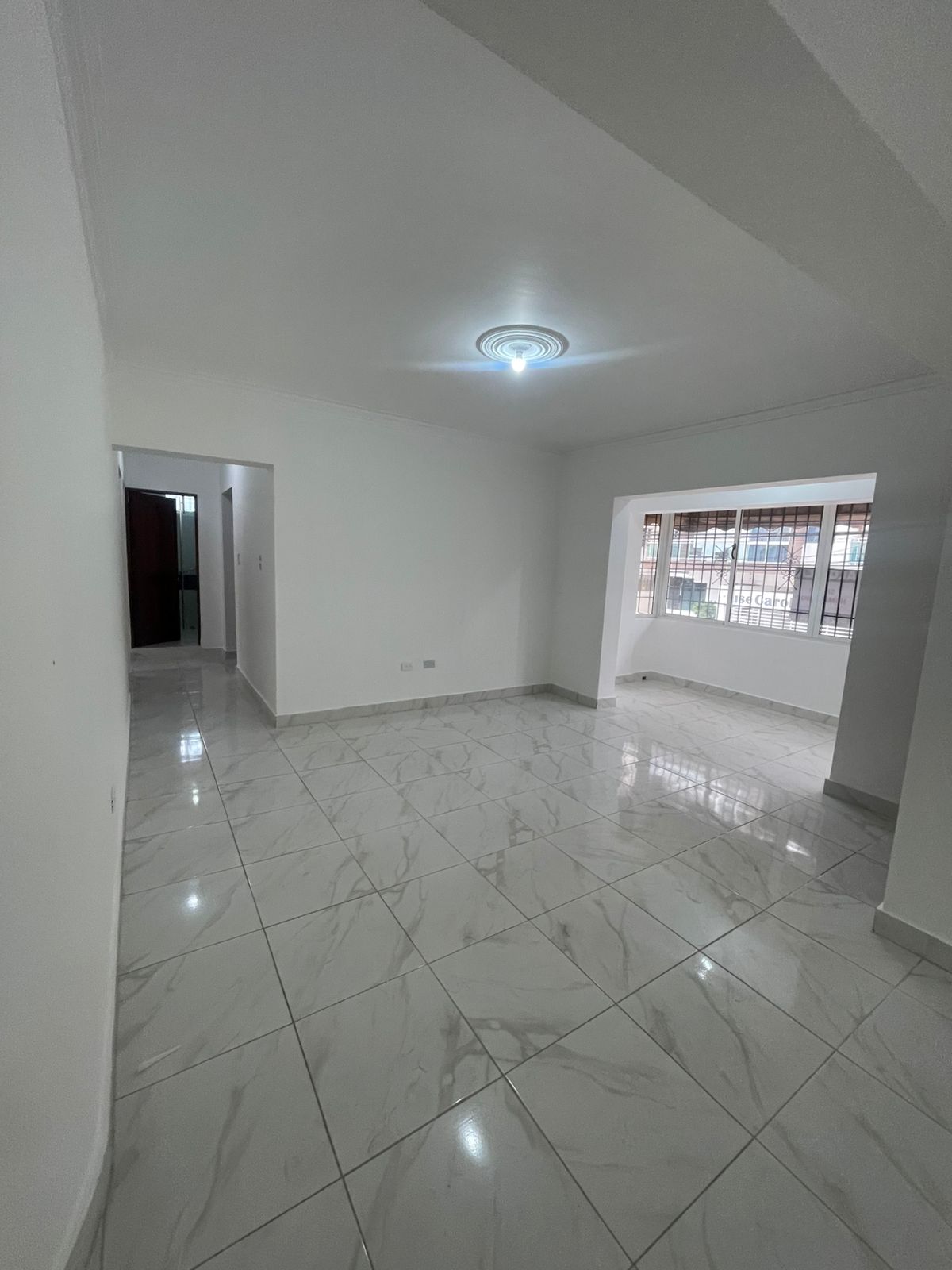 Apartamento en alquiler en Bella Vista Santo Domingo Foto 7292118-7.jpg