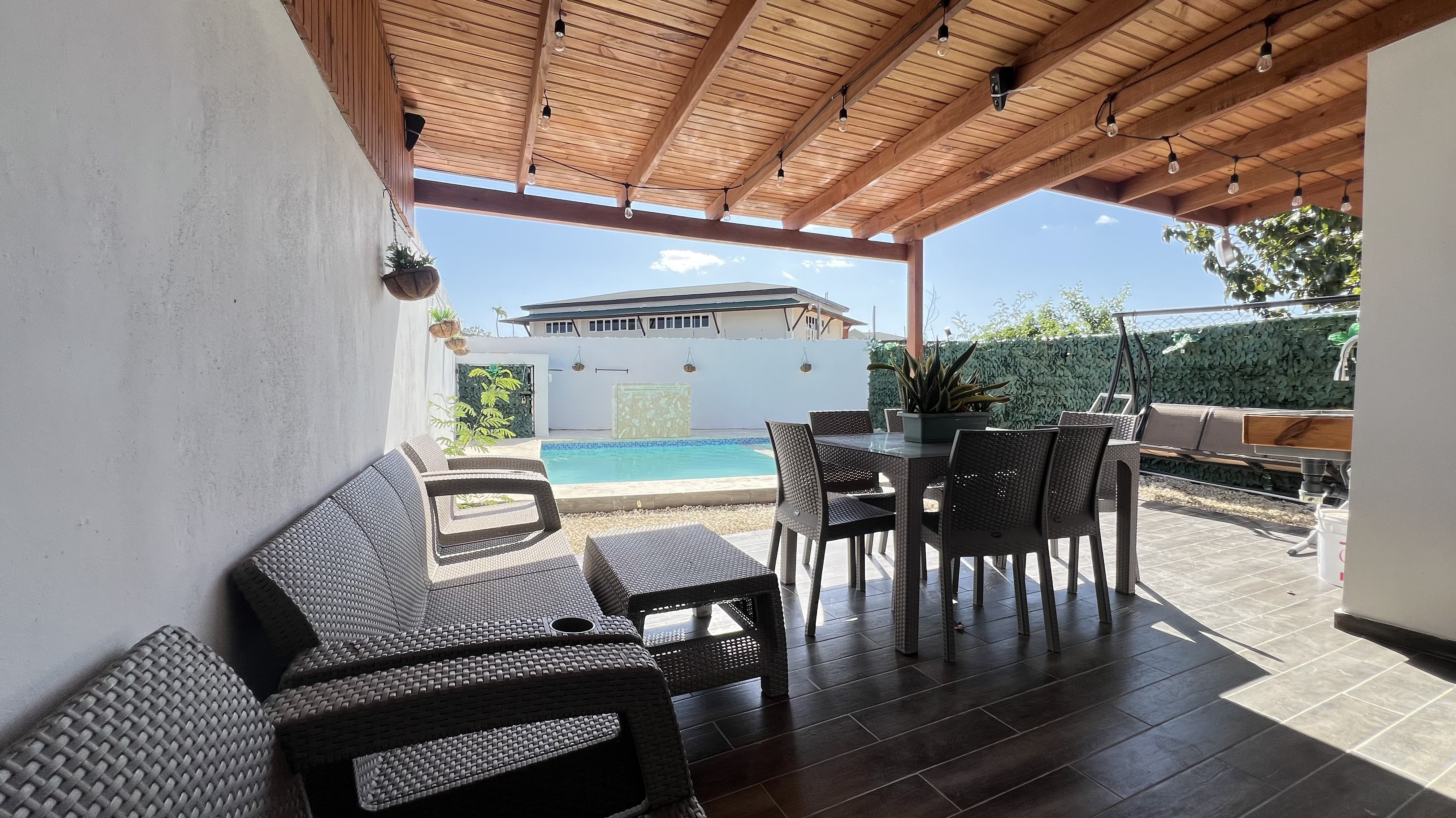 Villa de Oportunidad en Punta Cana – Full Amueblada con Piscina Privad Foto 7292427-8.jpg