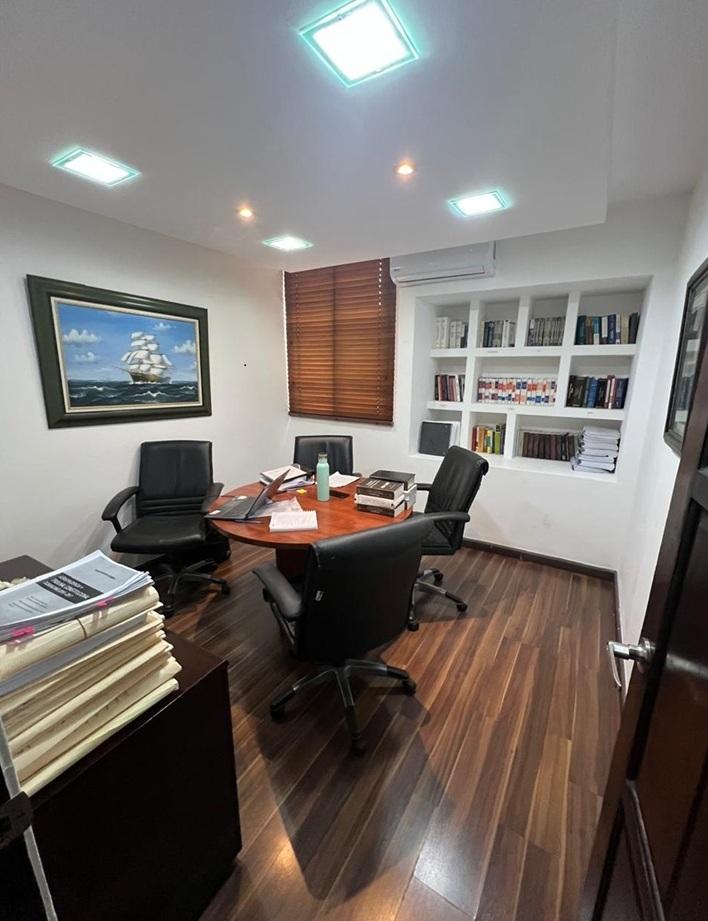 LOCAL DE OFICINAS EN ALQUILER ENS. NACO 3 OFICINAS RECEPCION 74 Mts.2  Foto 7292483-3.jpg