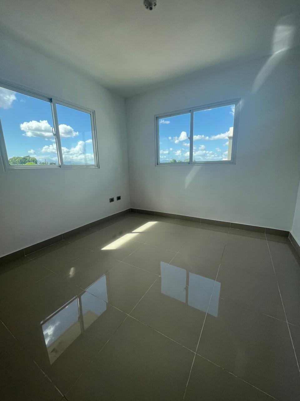 Hermoso apartamento de 3 habiataciones Foto 7292566-4.jpg
