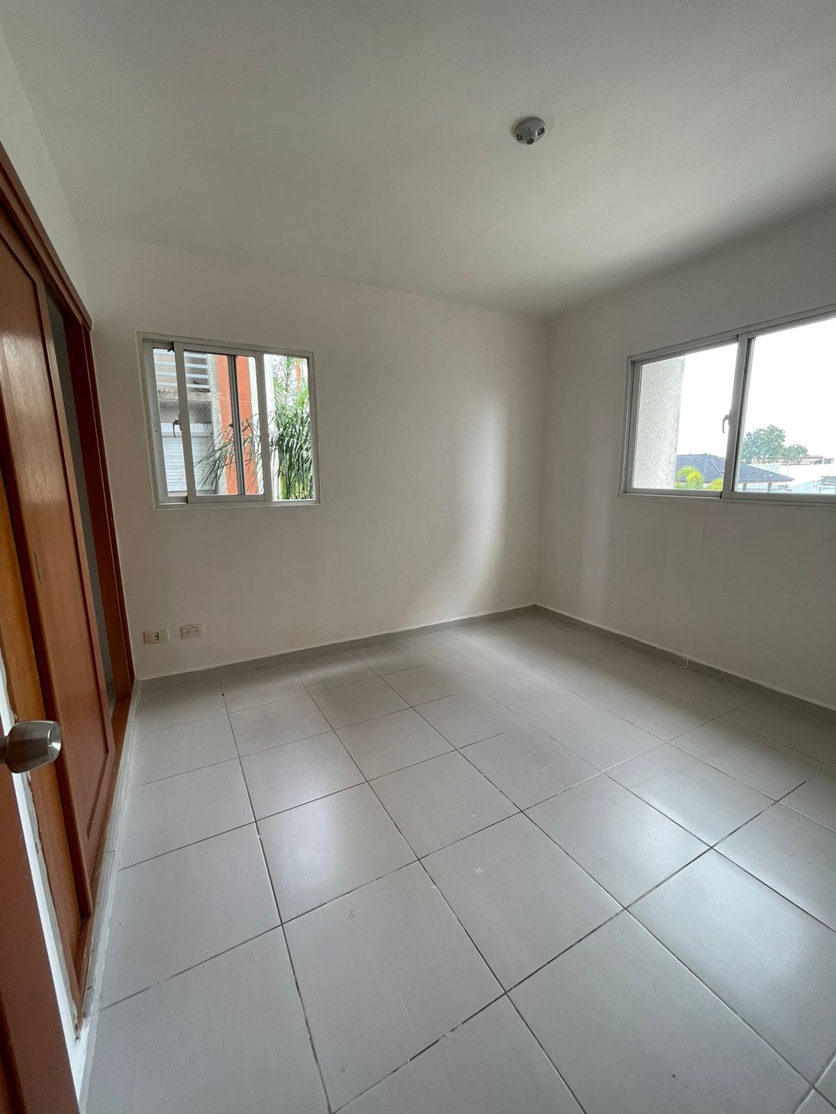 Apartamento en Venta en la Av. Charles de Gaulle. Foto 7292567-6.jpg