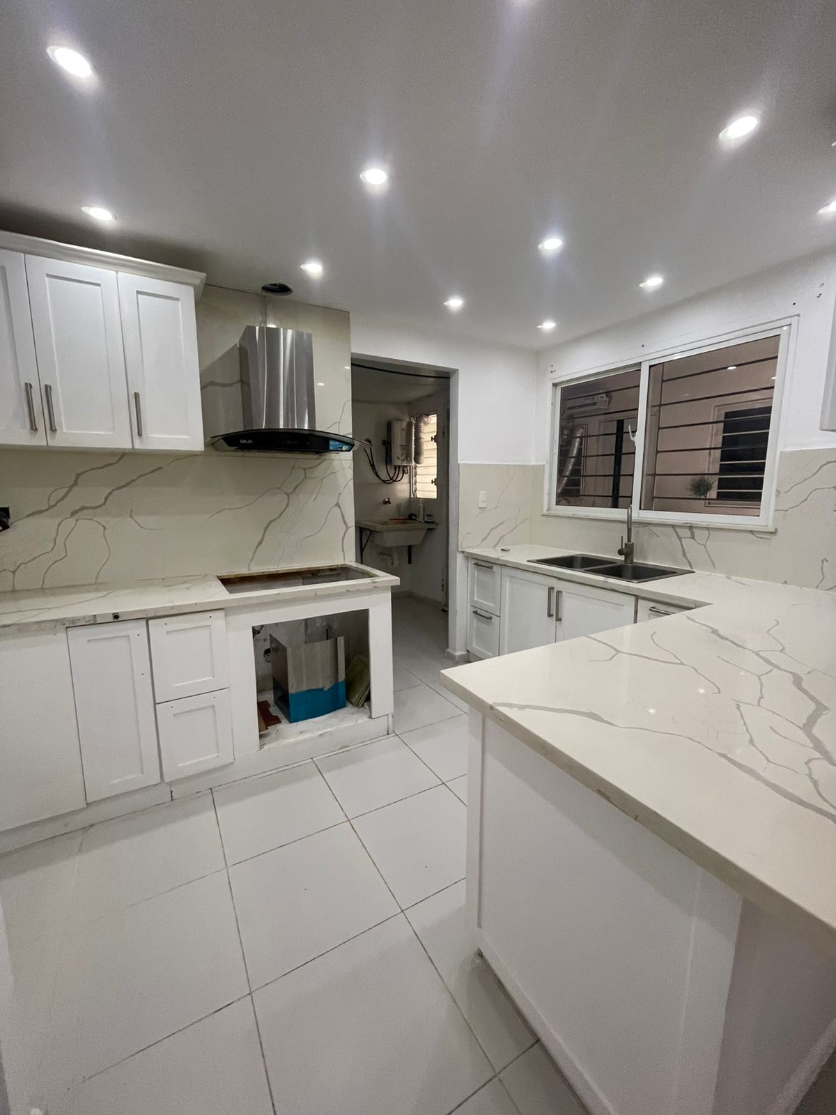 Apartamento en Venta en la Av. Charles de Gaulle. Foto 7292575-2.jpg