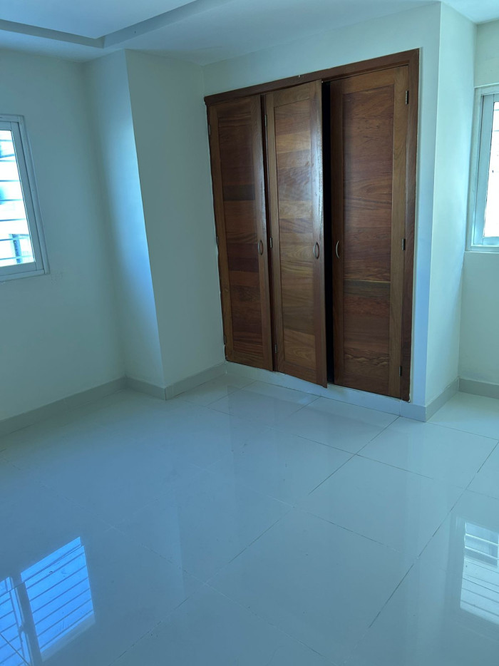 Alquiler de Local Comercial – El Millón Santo Domingo Foto 7292783-2.jpg