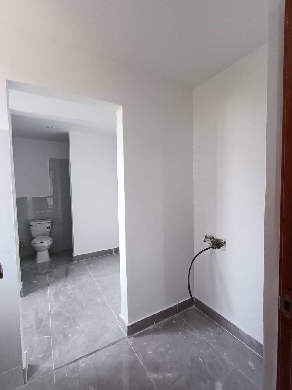 APARTAMENO LISTO EN ARROYO HONDO EXCELENTE UBICACION PROXIMO A G Foto 7292860-4.jpg
