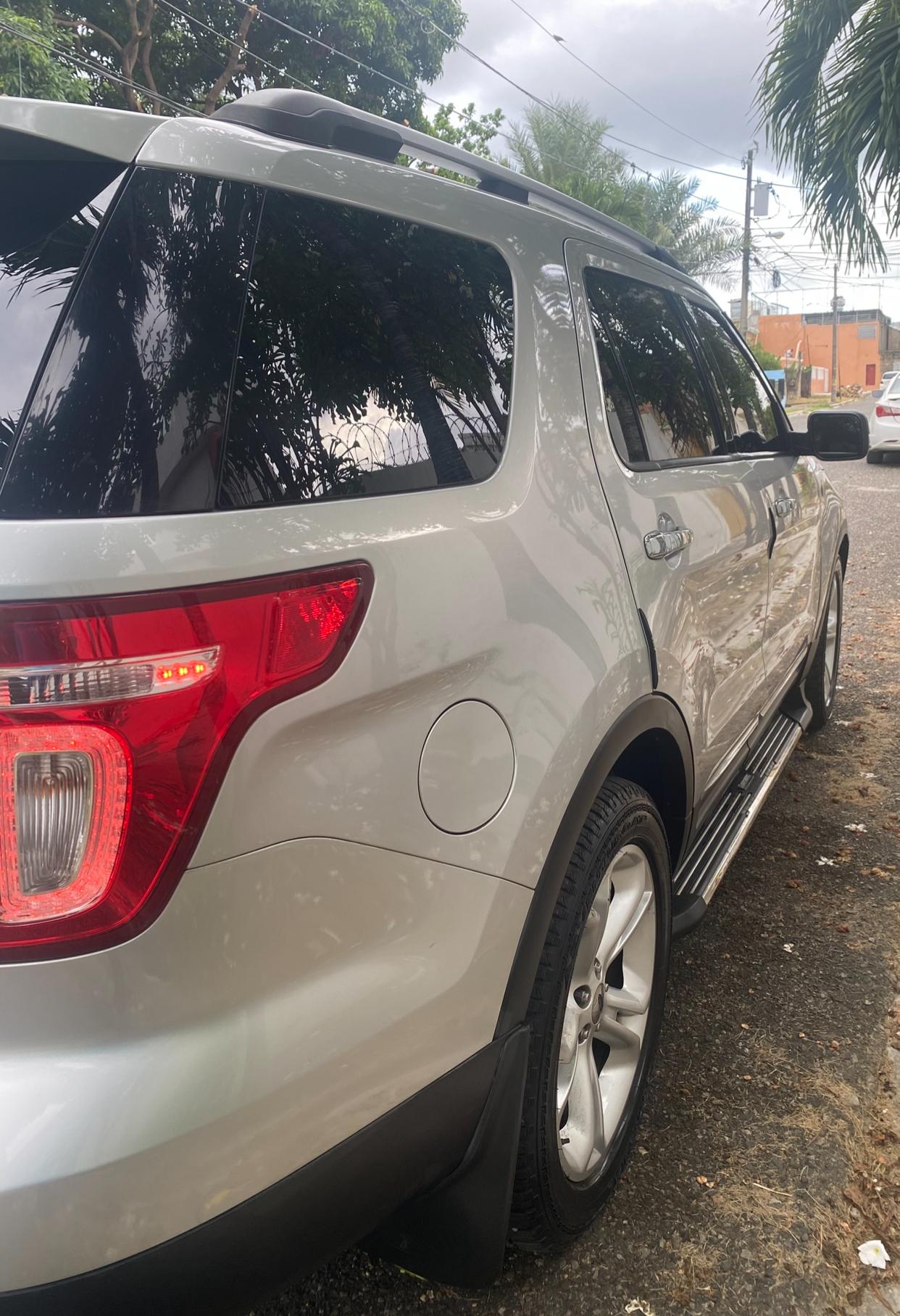 Ford Explorer Límite 2011 Foto 7293010-5.jpg