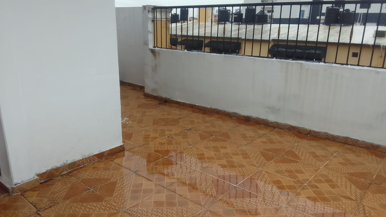 Se Vende Apartamento Con Terraza De 3 Habitaciones Amplio En El Millon Foto 7293018-11.jpg