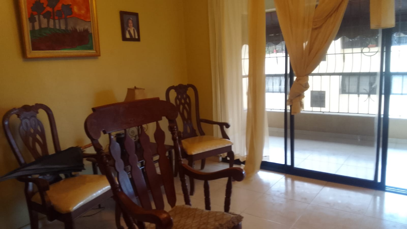 Se Vende Apartamento Con Terraza De 3 Habitaciones Amplio En El Millon Foto 7293018-6.jpg