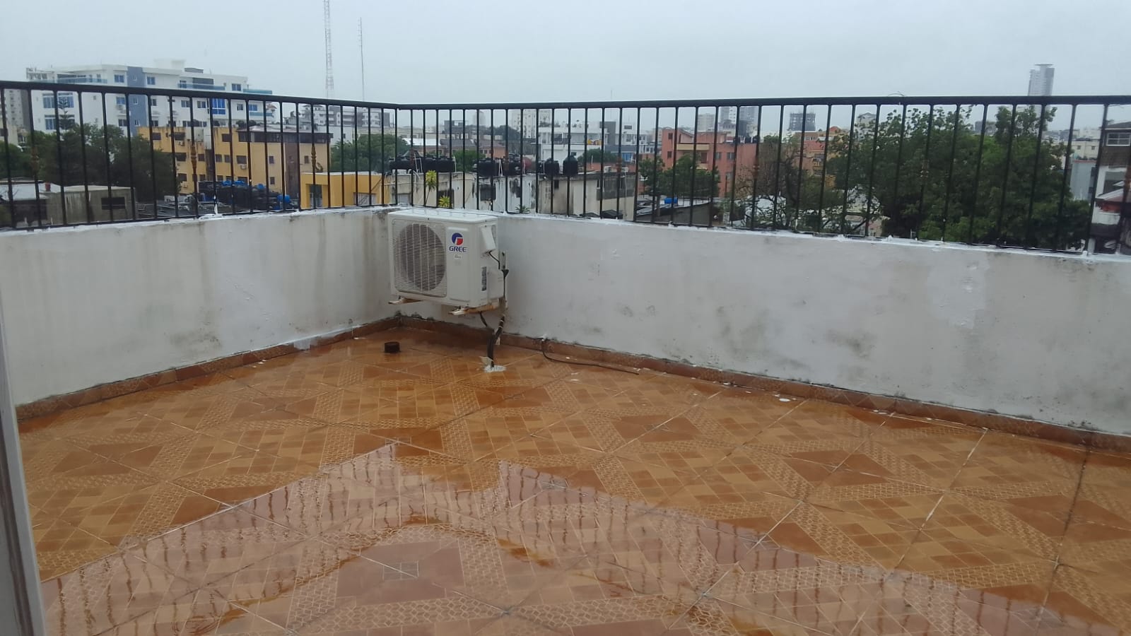 Se Vende Apartamento Con Terraza De 3 Habitaciones Amplio En El Millon Foto 7293018-9.jpg