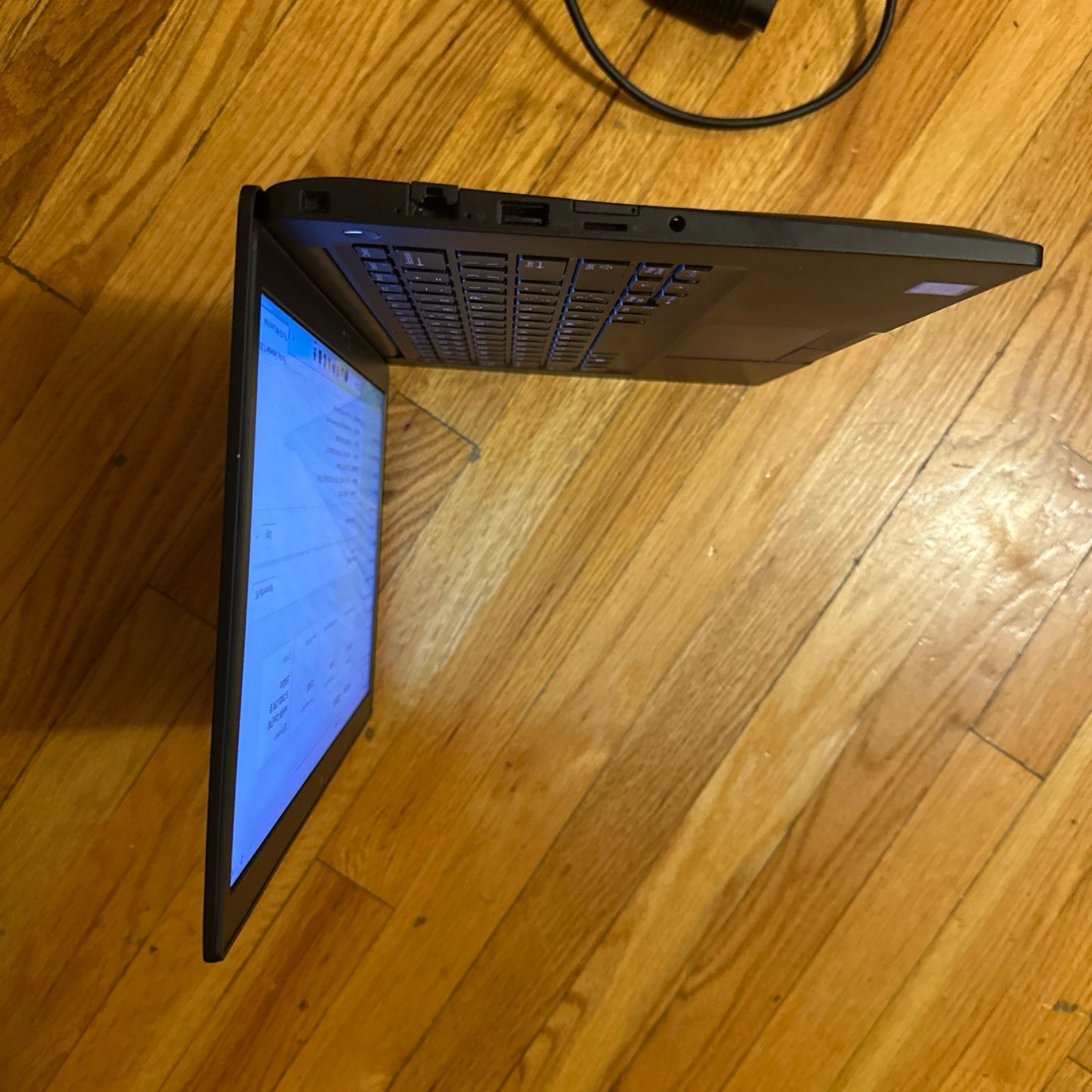 LAPTOP DELL 7490 TOUCH Foto 7293147-7.jpg