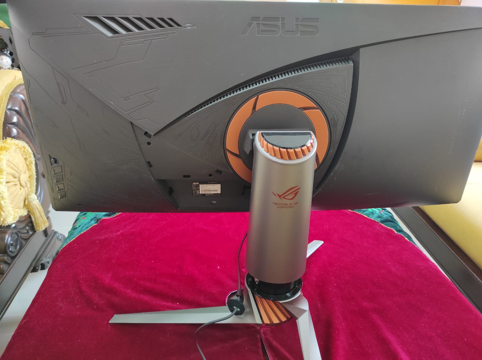  ASUS ROG Gaming Monitor PG348Q 34 Foto 7293240-2.jpg