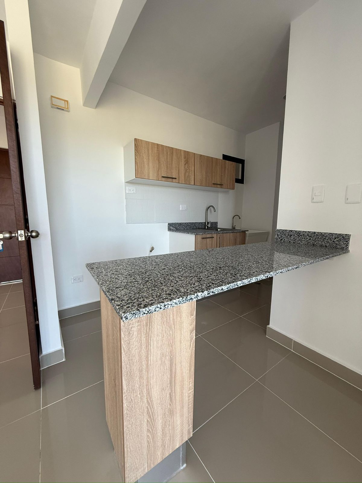 Vendo apartamentos LISTOS en Aut. Las américas Foto 7293269-4.jpg