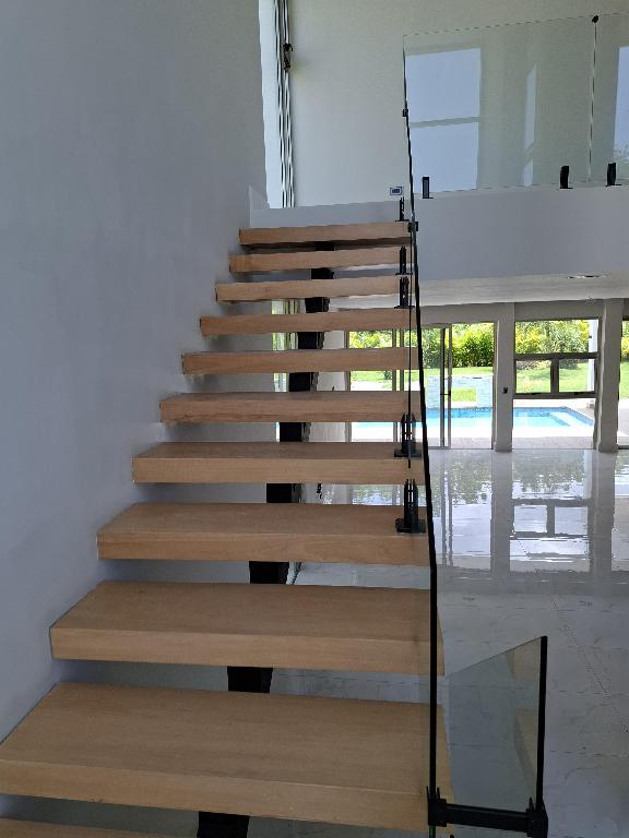 Vendo hermosa villa en Playa Nueva Romana  Foto 7293292-7.jpg
