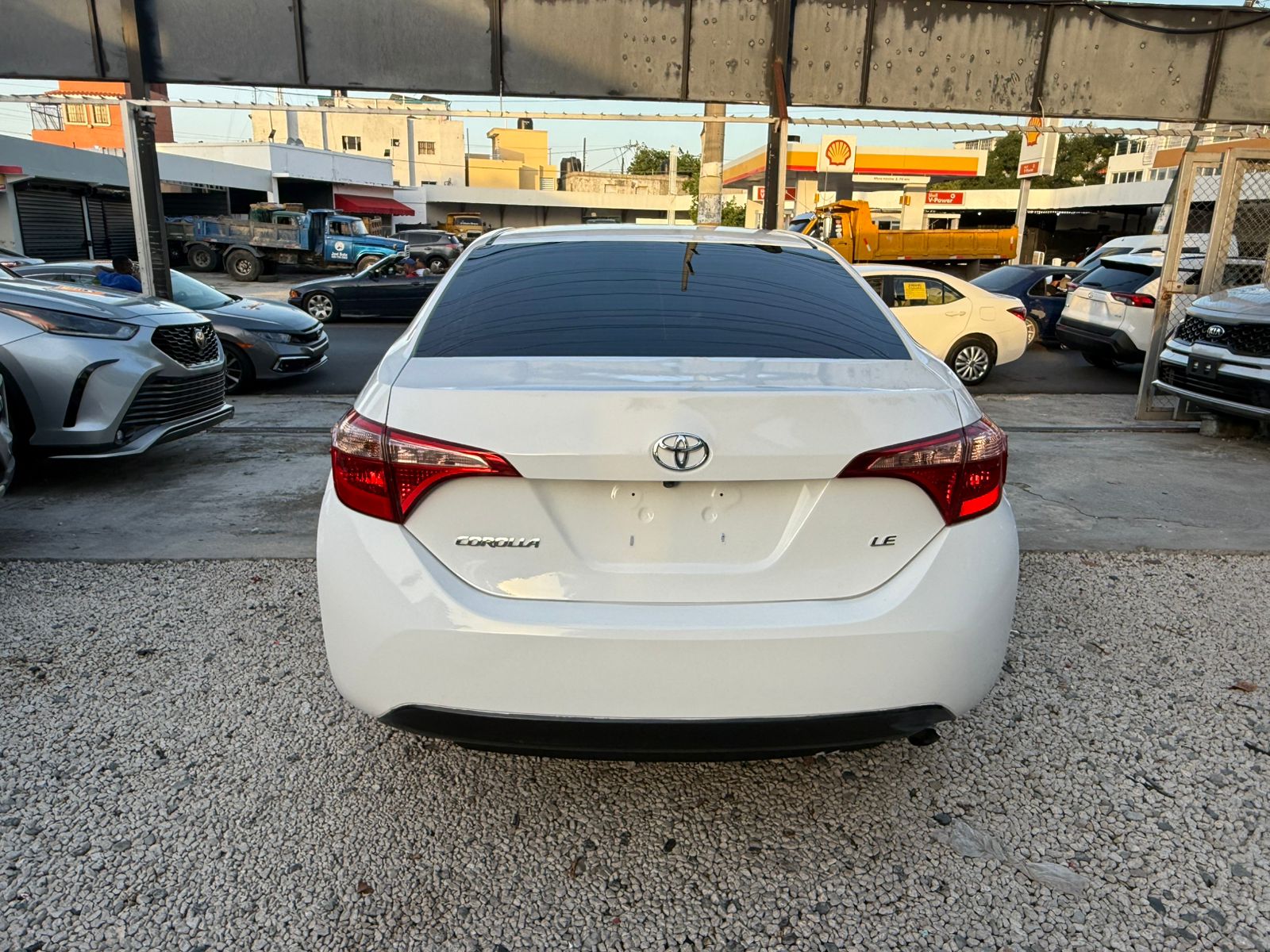 Toyota Corolla LE 2019  en Santo Domingo Este Foto 7293428-5.jpg