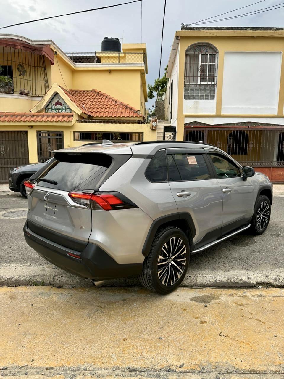 Toyota Rav4 2021 LE Plus Foto 7293432-2.jpg