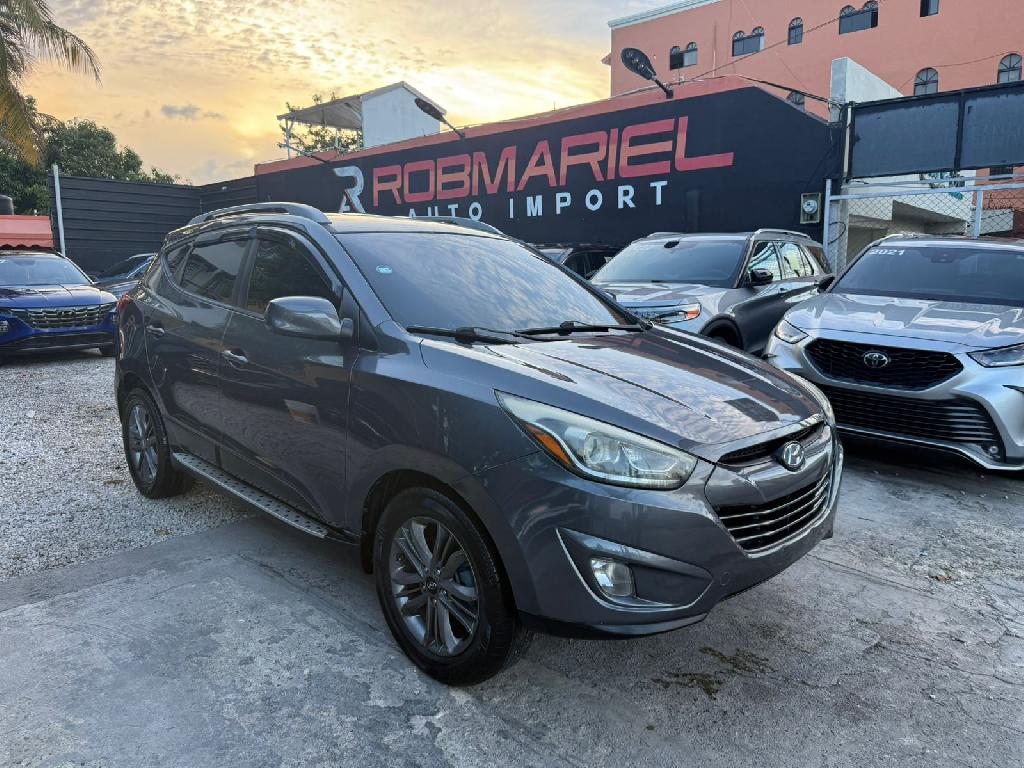 HYUNDAI TUCSON SE 2015 GRIS  en Santo Domingo Este Foto 7293439-1.jpg