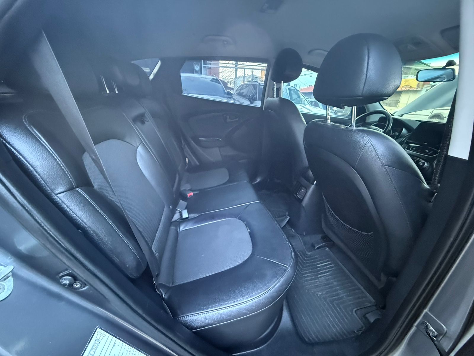 HYUNDAI TUCSON SE 2015 GRIS  en Santo Domingo Este Foto 7293439-10.jpg