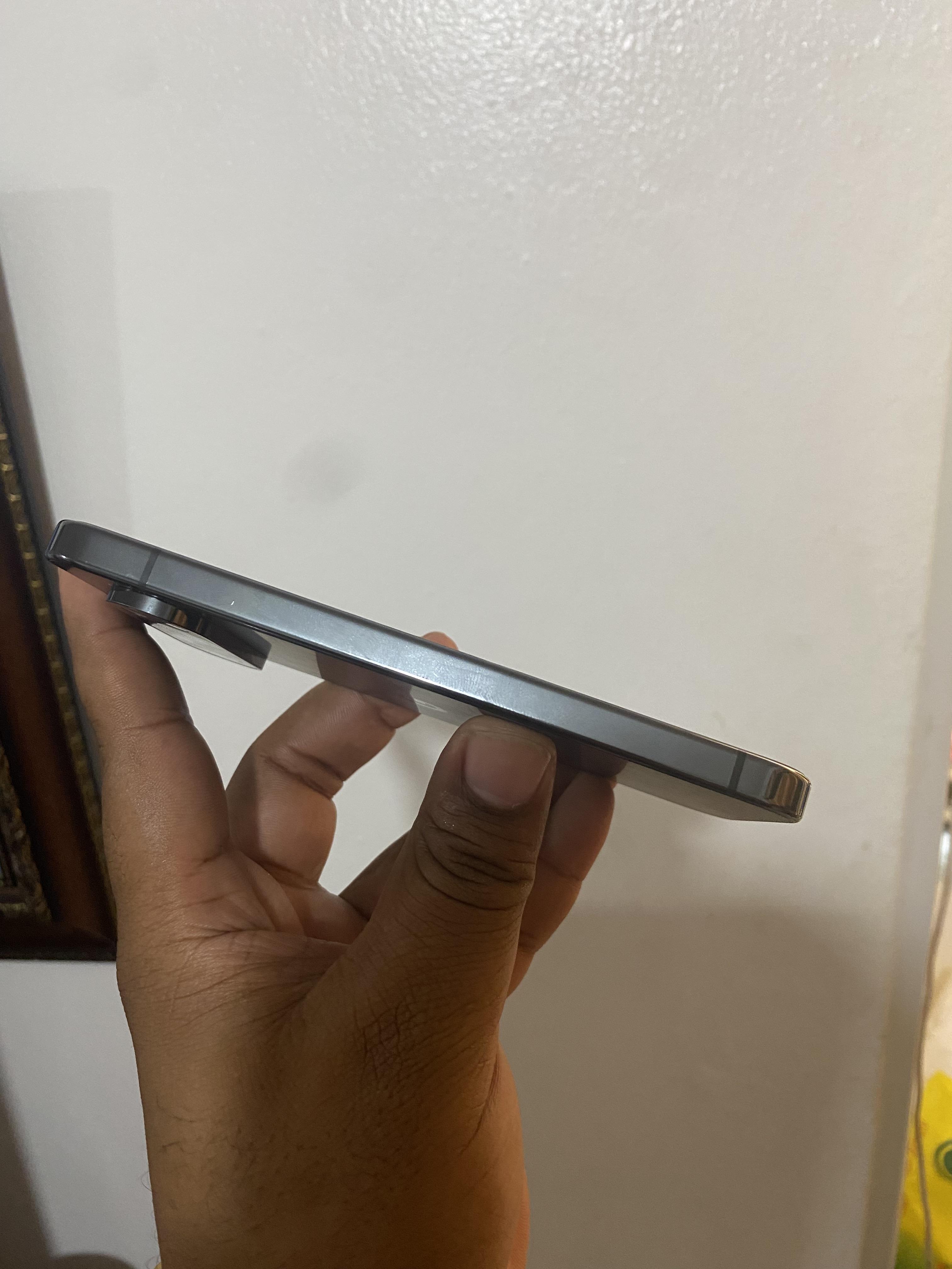 Google pixel 9 pro 128GB  Foto 7293443-6.jpg