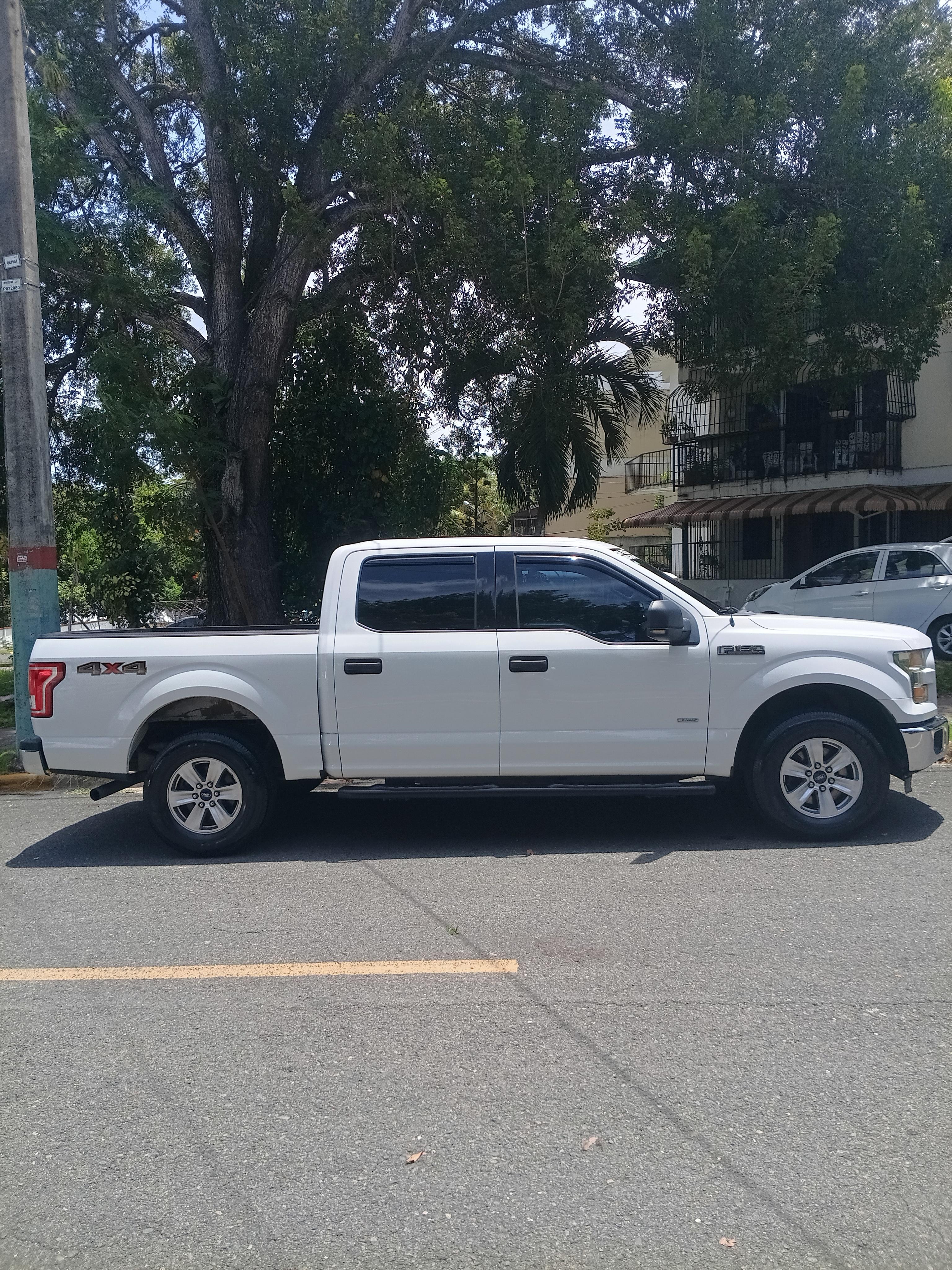 Ford F150 XLT 2.7 V6 ecoboost 4x4 2015 EXCELENTES CONDICIONES Foto 7293447-4.jpg