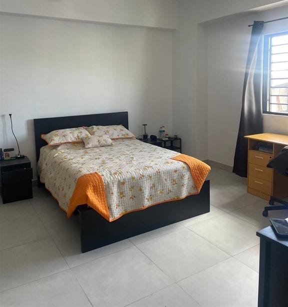 Vendo Apto de 2da. con 2 HABS. 110 Mts.2 Balcón en LOS PRADOS Oportuni Foto 7293486-4.jpg