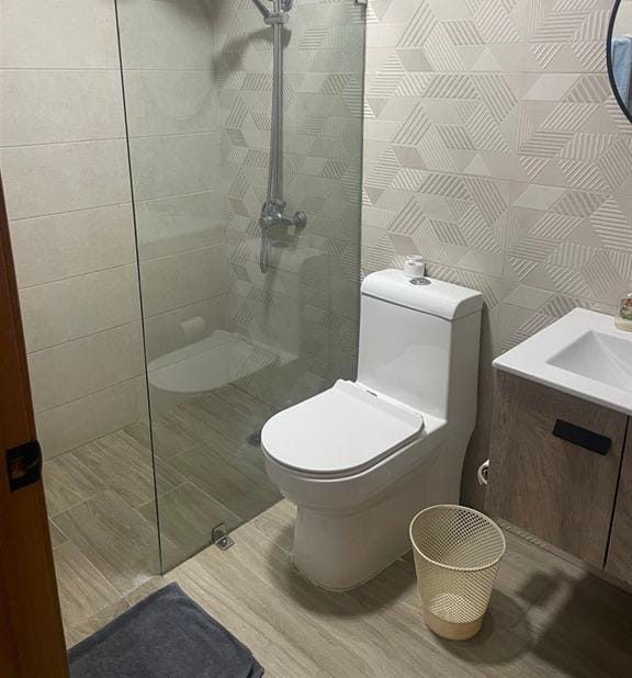 Vendo Apto de 2da. con 2 HABS. 110 Mts.2 Balcón en LOS PRADOS Oportuni Foto 7293486-5.jpg