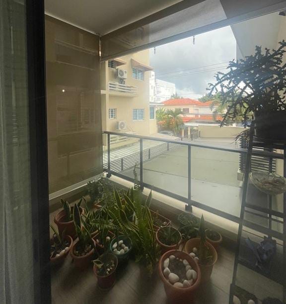 Vendo Apto de 2da. con 2 HABS. 110 Mts.2 Balcón en LOS PRADOS Oportuni Foto 7293486-9.jpg