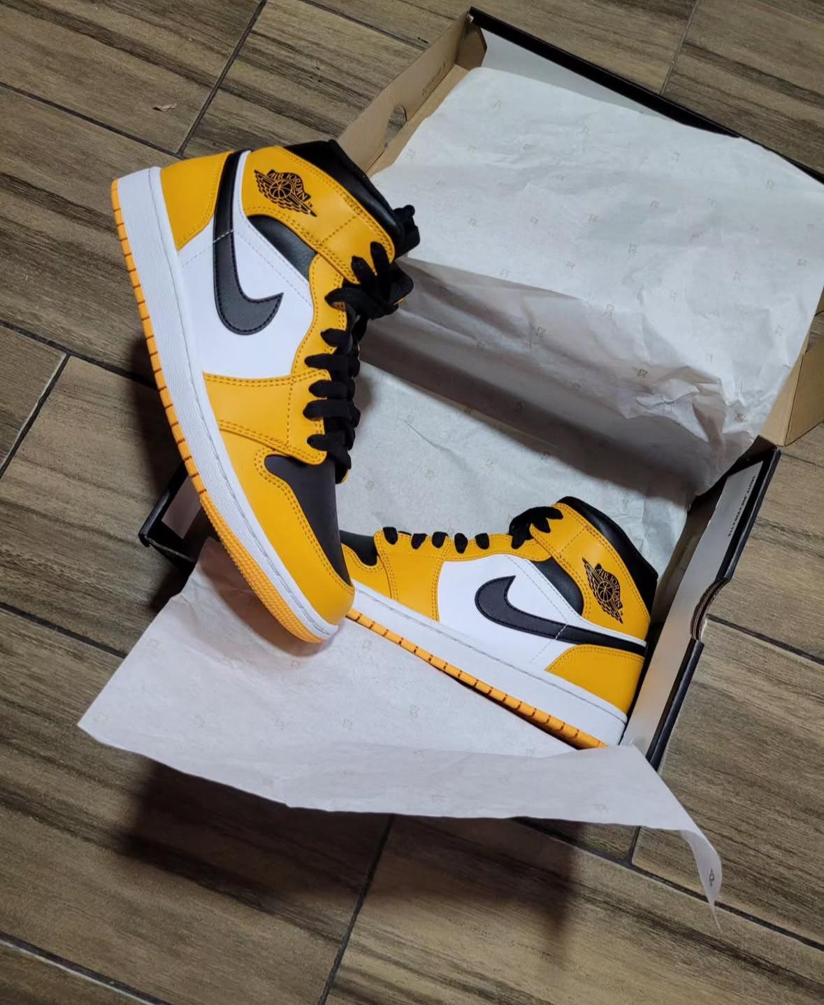 Sneakers Tenis NIKE AIR JORDAN 1 MID TAXI BLACK AND YELLOW Original Foto 7293507-3.jpg