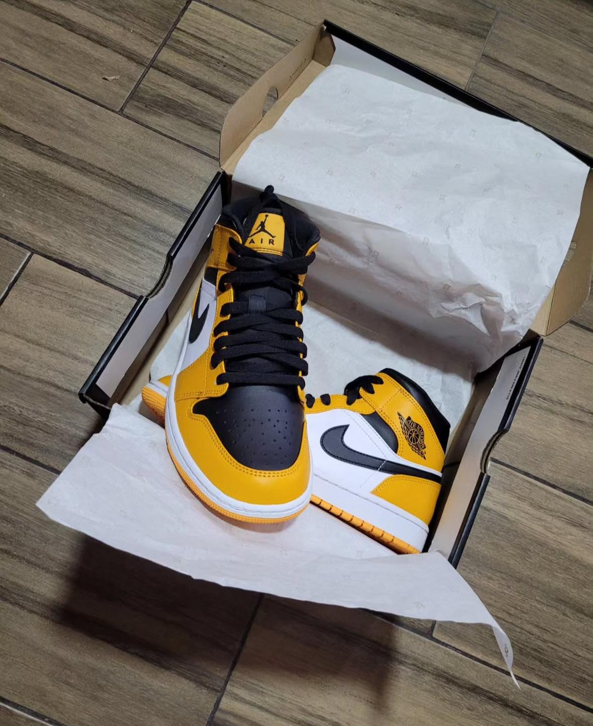 Sneakers Tenis NIKE AIR JORDAN 1 MID TAXI BLACK AND YELLOW Original Foto 7293507-5.jpg