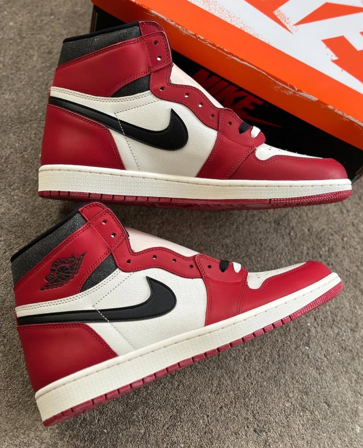 Sneakers Nike Air Jordan Retro 1 Lost  Found CHICAGO Reimagined Origin Foto 7293538-3.jpg