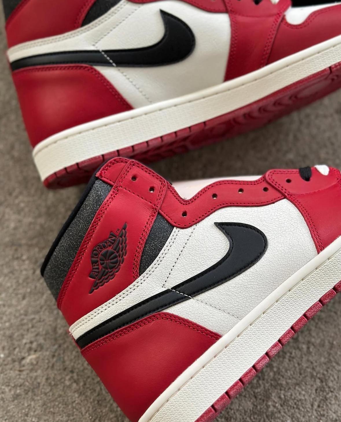 Sneakers Nike Air Jordan Retro 1 Lost  Found CHICAGO Reimagined Origin Foto 7293538-4.jpg