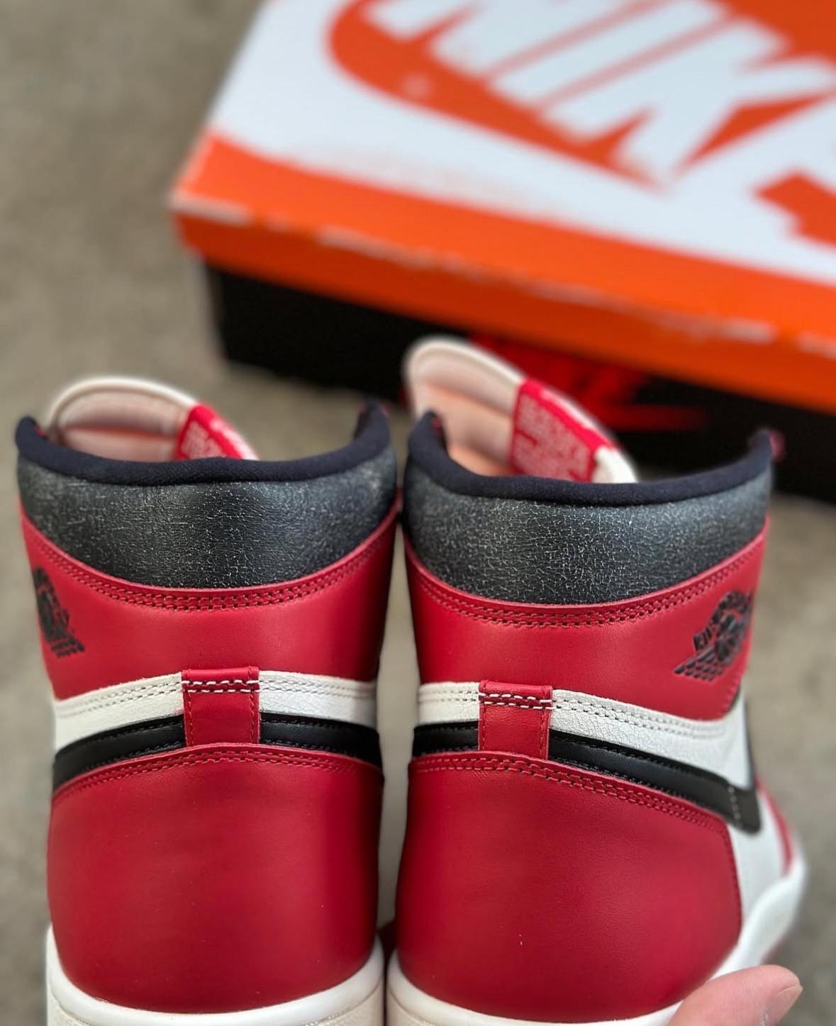 Sneakers Nike Air Jordan Retro 1 Lost  Found CHICAGO Reimagined Origin Foto 7293538-7.jpg
