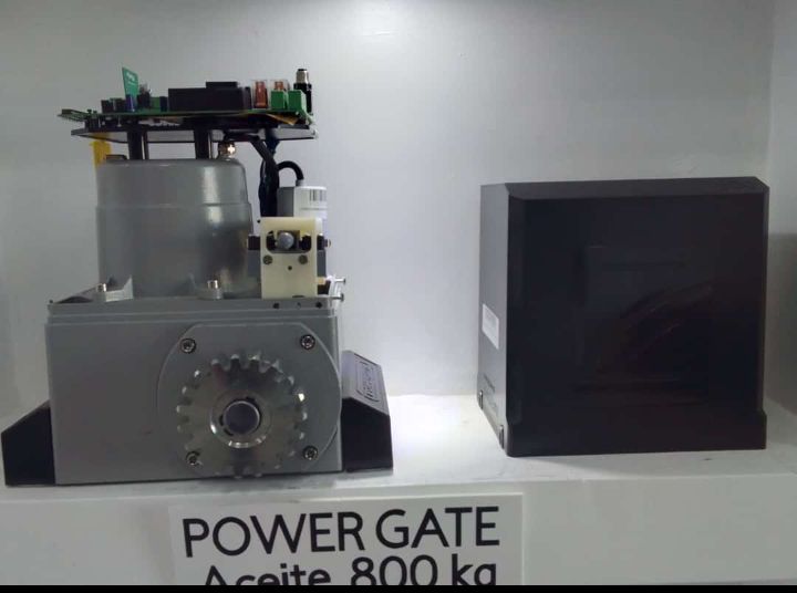 MOTOR POWERGATE DE 800KG EN ACEITE DE USO INTENSIVO PARA PORTÓN DE MAR Foto 7293584-1.jpg