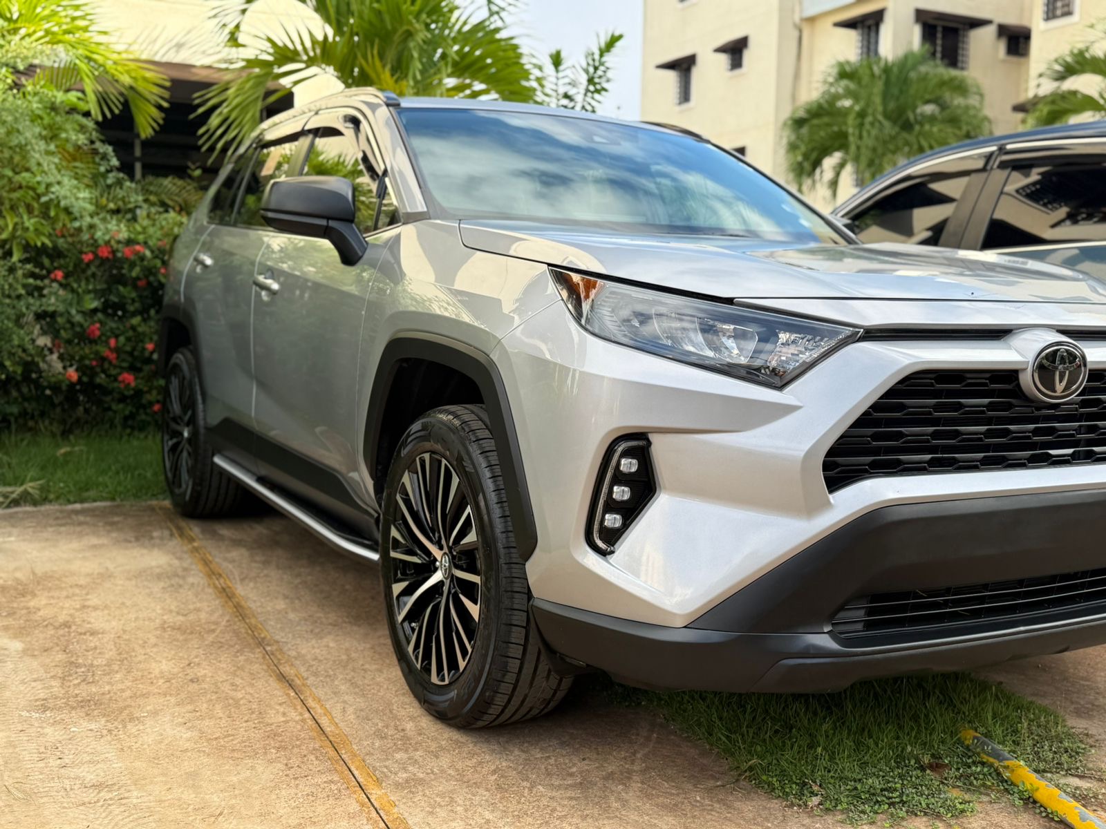 Toyota Rav4 2021 Le Foto 7293754-2.jpg