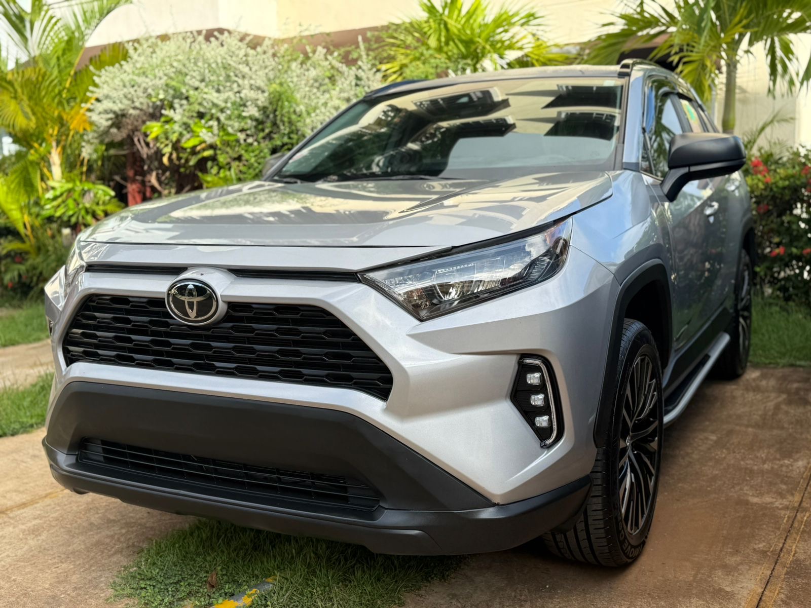 Toyota Rav4 2021 Le Foto 7293754-5.jpg