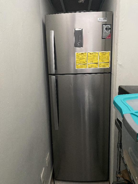 Nevera marca refrigerator Foto 7293811-1.jpg