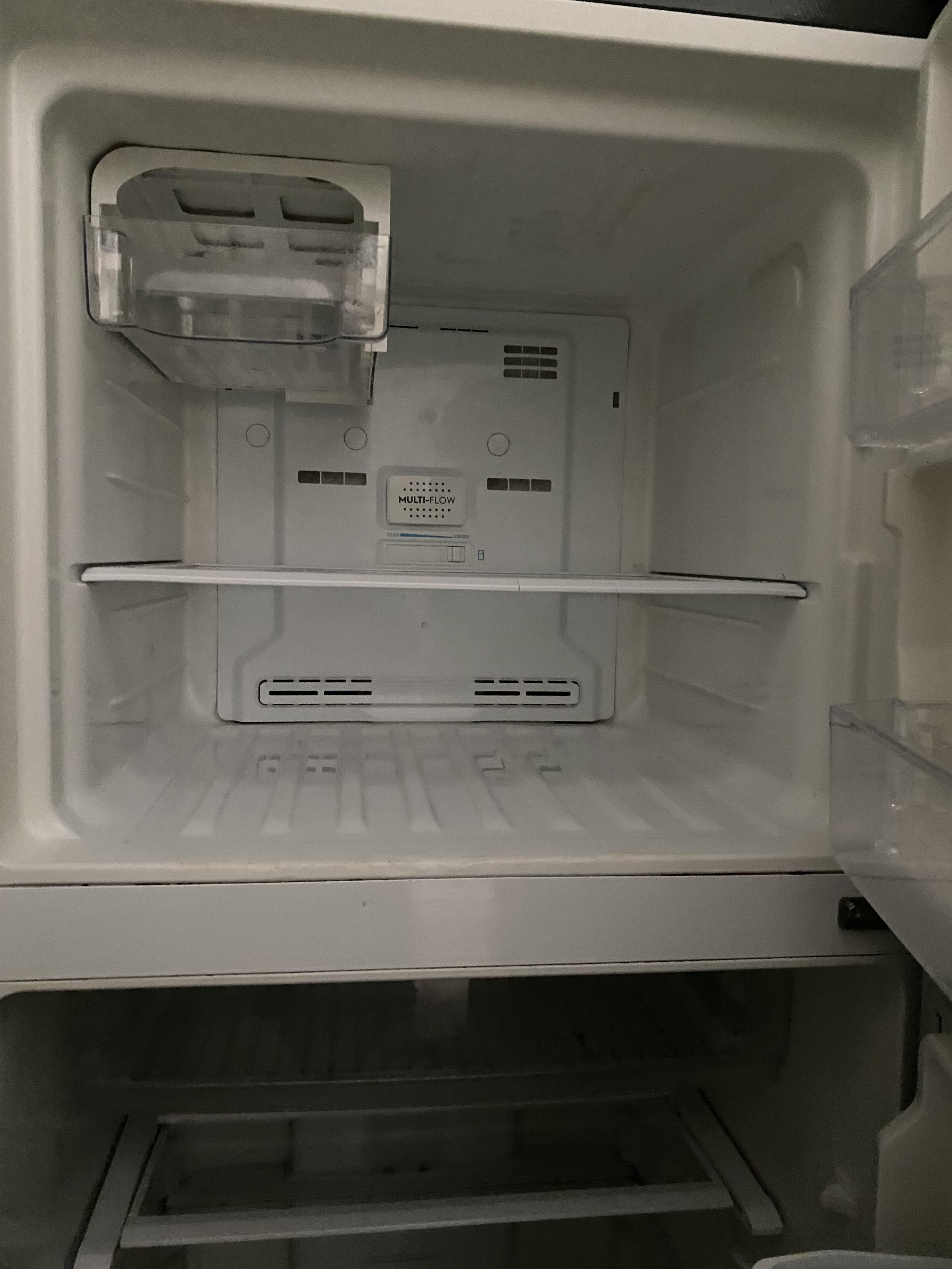 Nevera marca refrigerator Foto 7293811-6.jpg