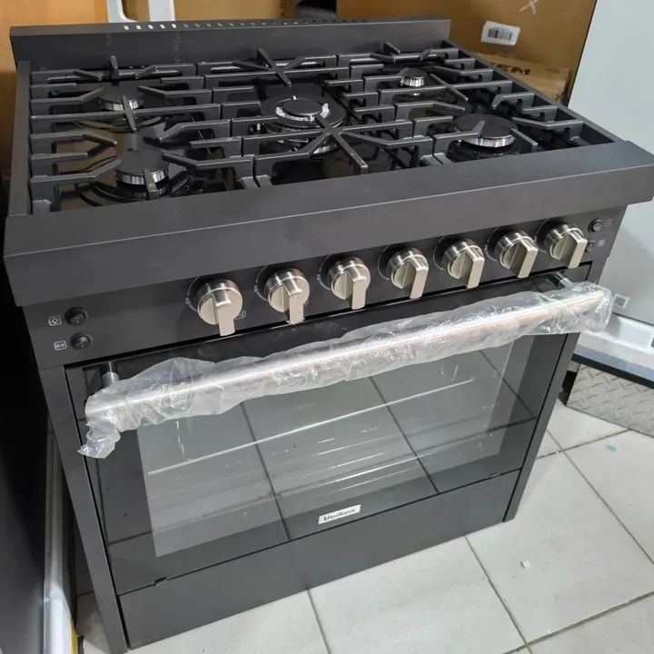 Estufa con horno de conveccion  Foto 7293848-4.jpg