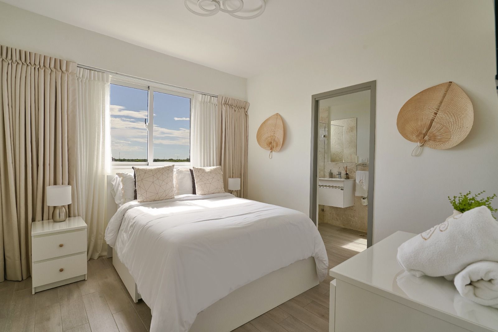 Vendo hermoso apartamento en JUAN DOLIO  Foto 7293976-9.jpg