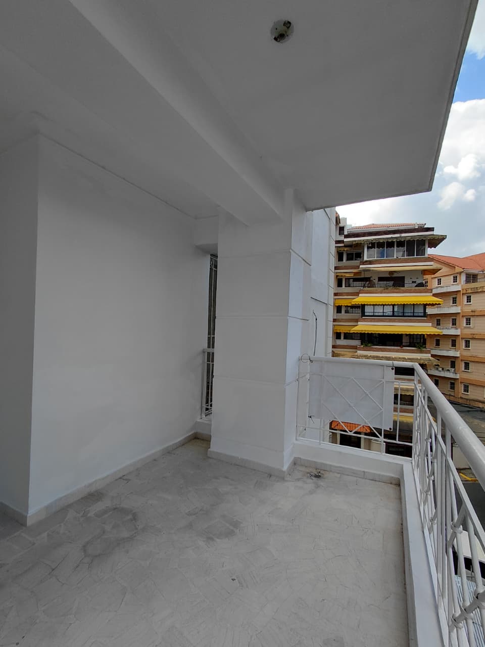 Apartamento en Alquiler  – Naco Distrito Nacional Frente al Parque de  Foto 7294038-2.jpg