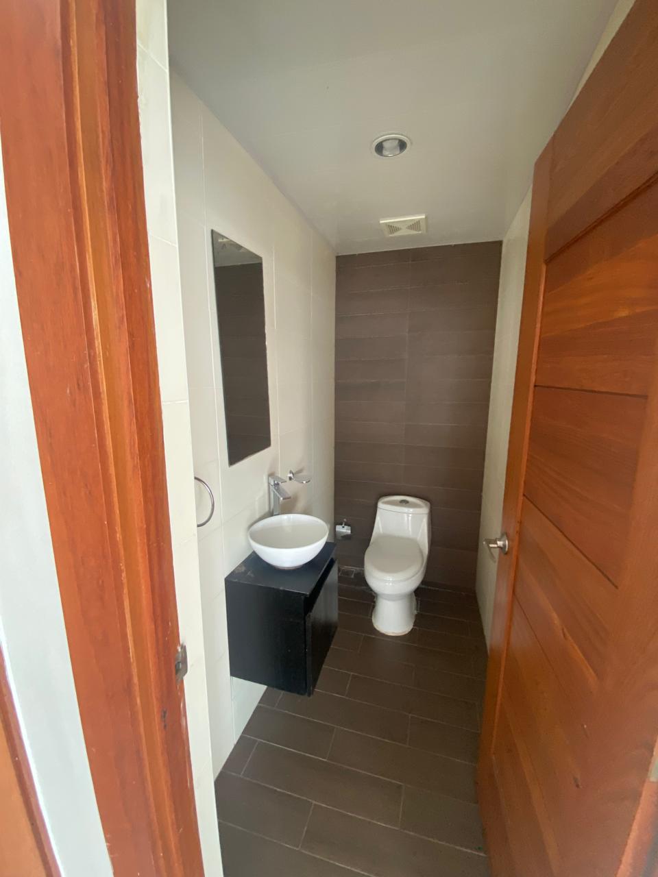 Alquiler de amplio Apartamento en Bella Vista Santo Domingo Foto 7294047-3.jpg