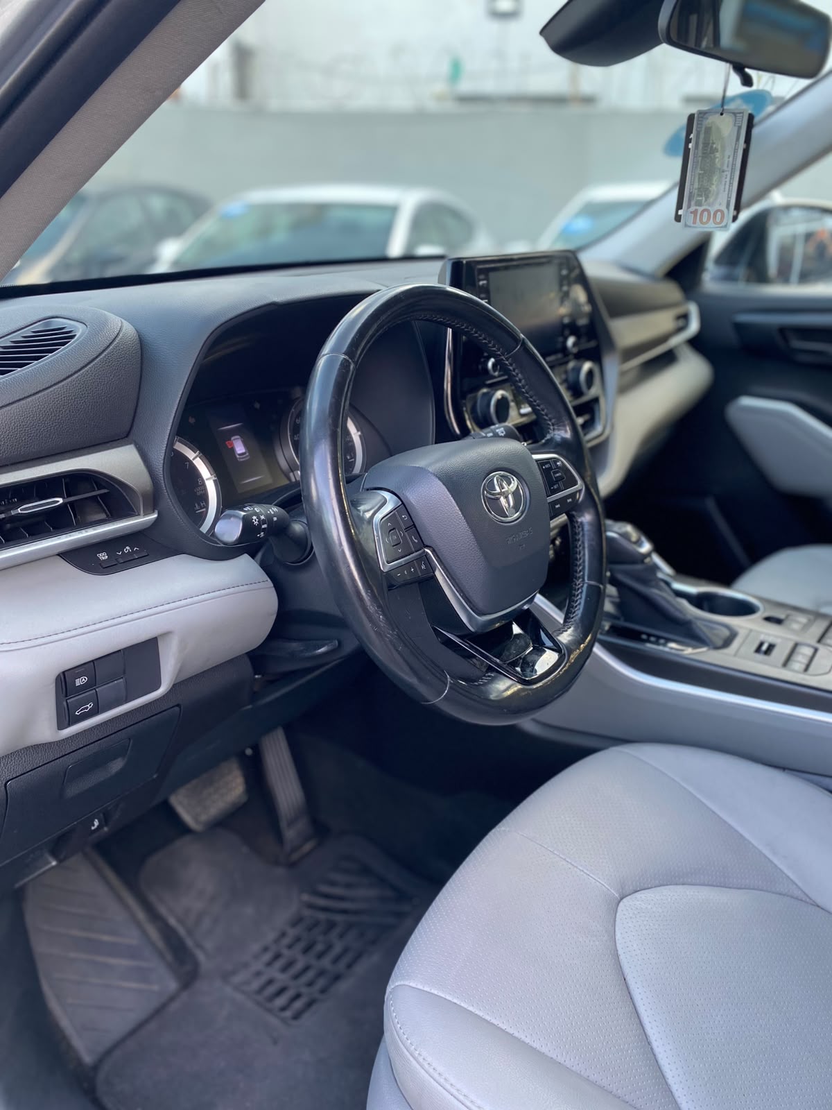 SE VENDE toyota highlander 2020 LE Foto 7294170-11.jpg