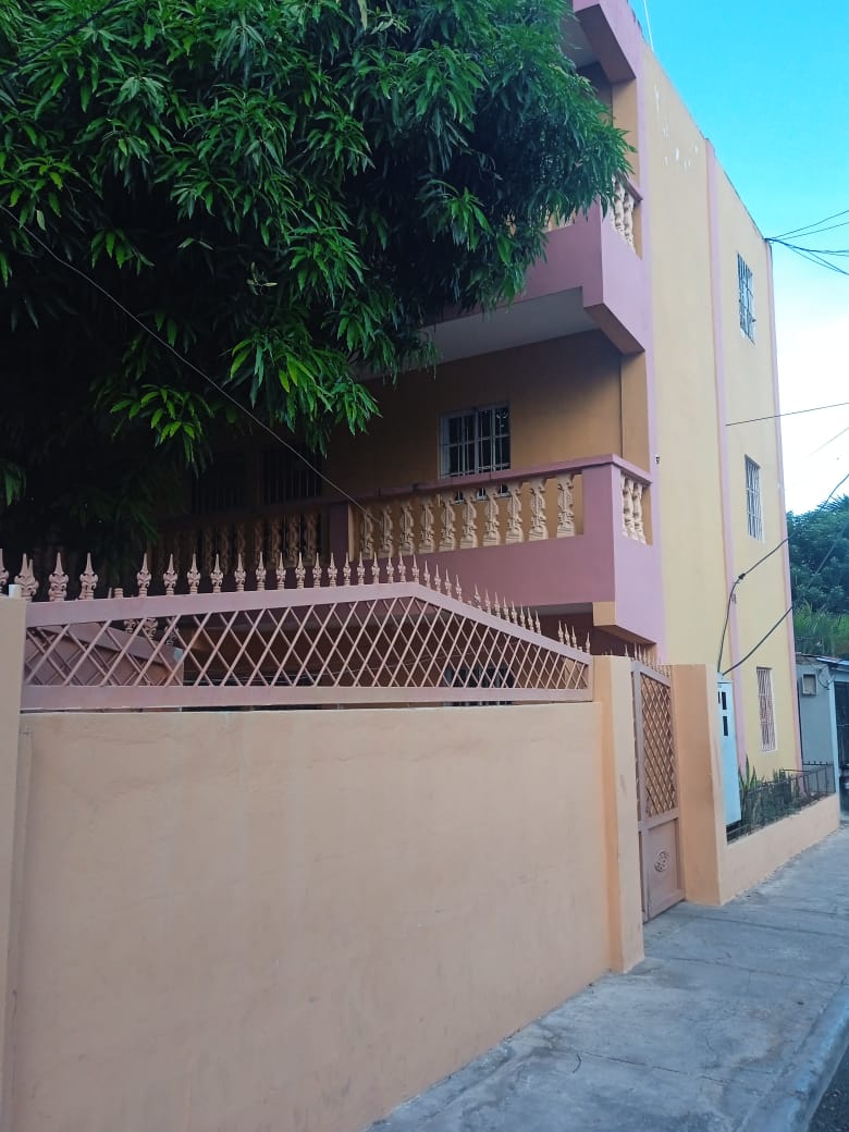 Venta de Edificio de 6 Apartamentos en la Romana Foto 7294295-3.jpg