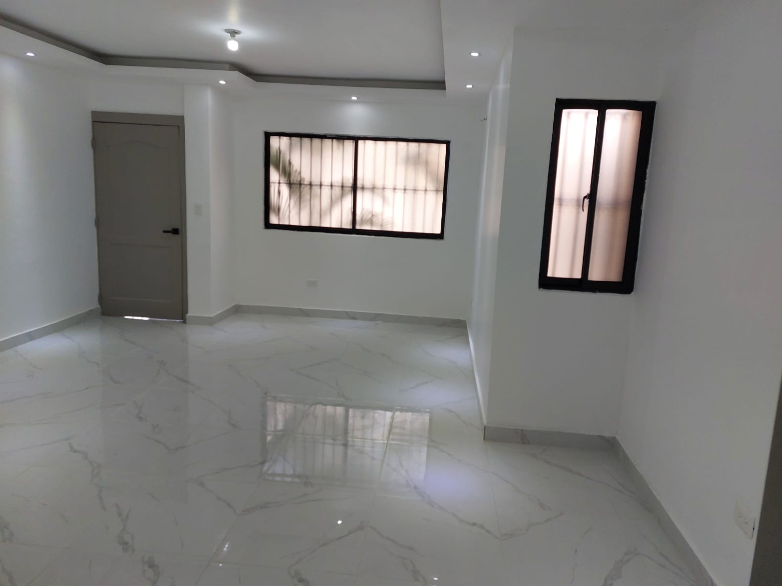 venta apartamento avenida independencia 2do piso una habitación  1 par Foto 7294373-3.jpg
