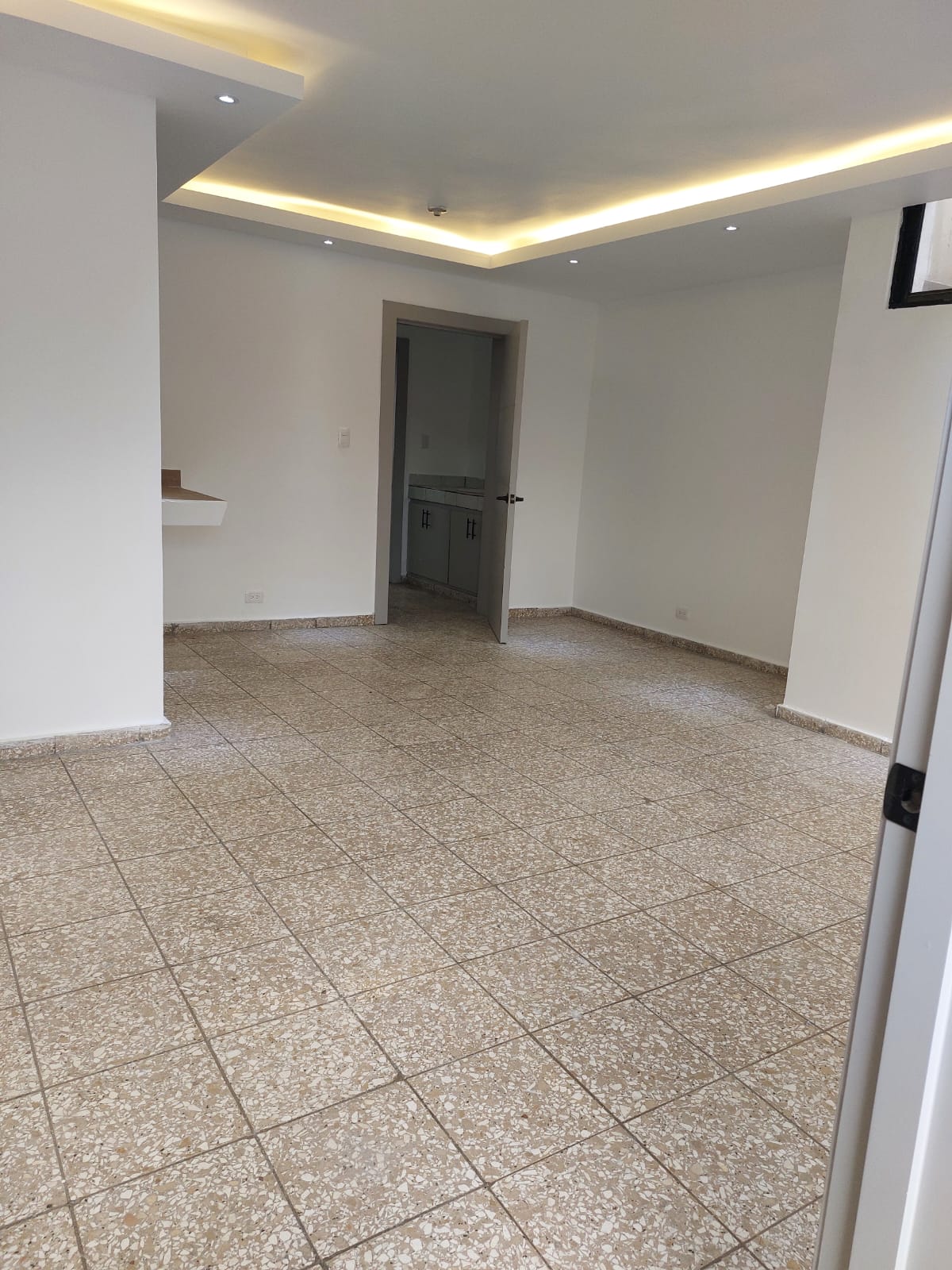 venta  apartamento avenida independencia una habitación zona tranquila Foto 7294375-4.jpg